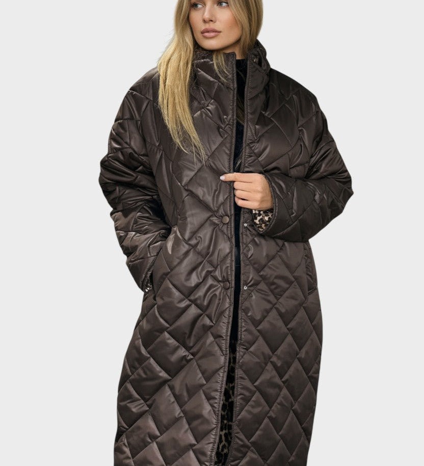 Nóra™ | Stílusos téli puffdzseki elegáns részletekkel