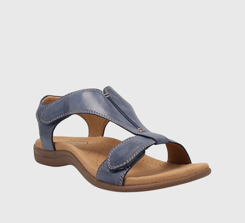 Nóra™ | Stílusos bőr szandál elegáns kiegészítőkkel