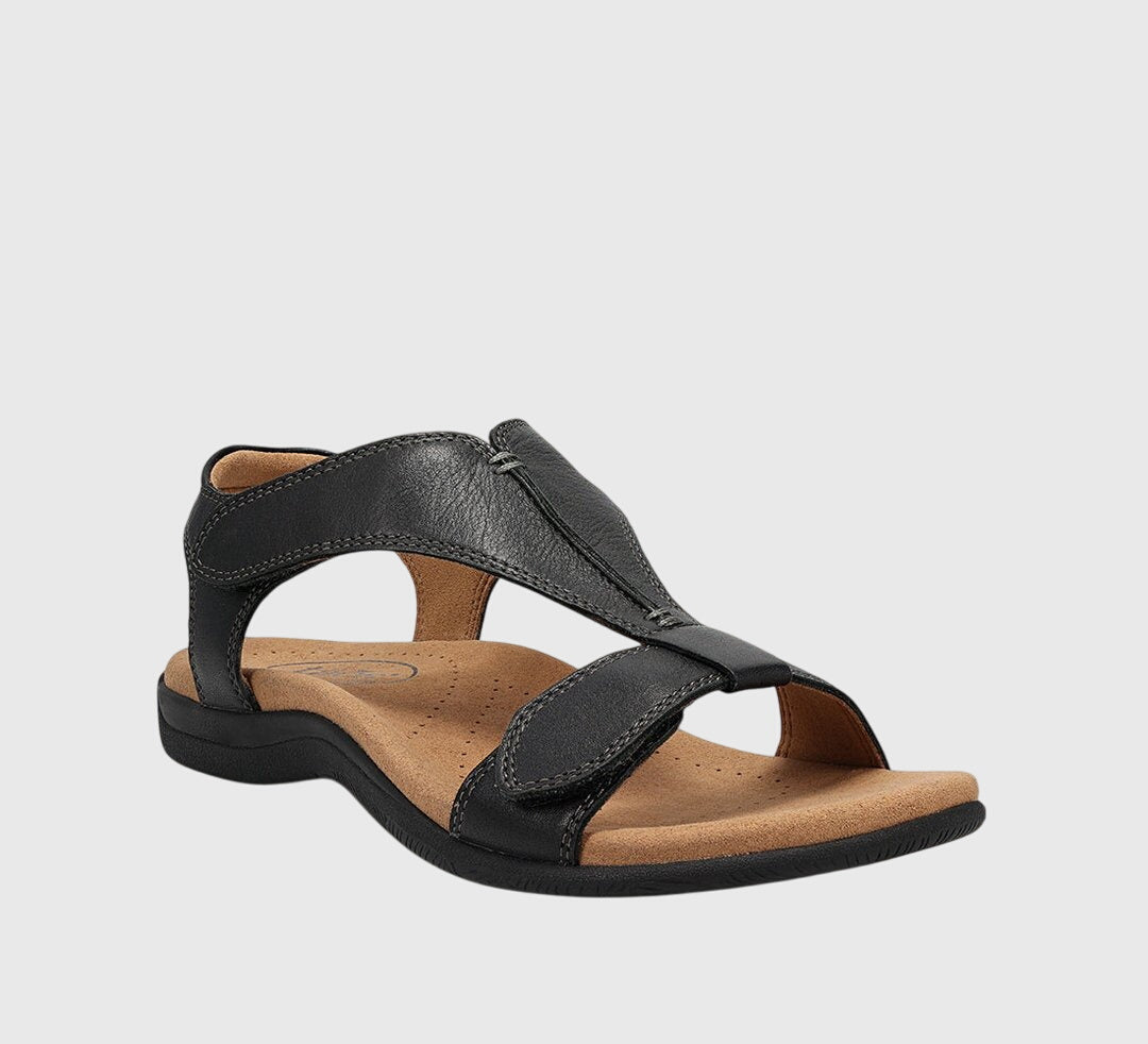 Nóra™ | Stílusos bőr szandál elegáns kiegészítőkkel