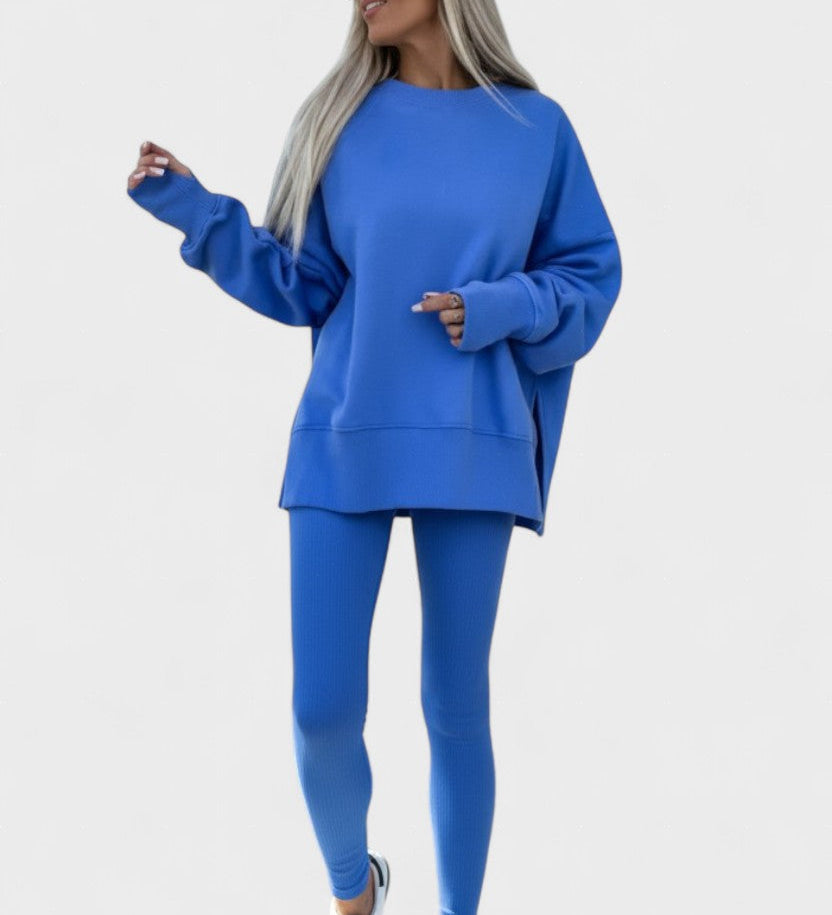 Nóra™ | Elegáns hímzett blúz és szoknya szett
